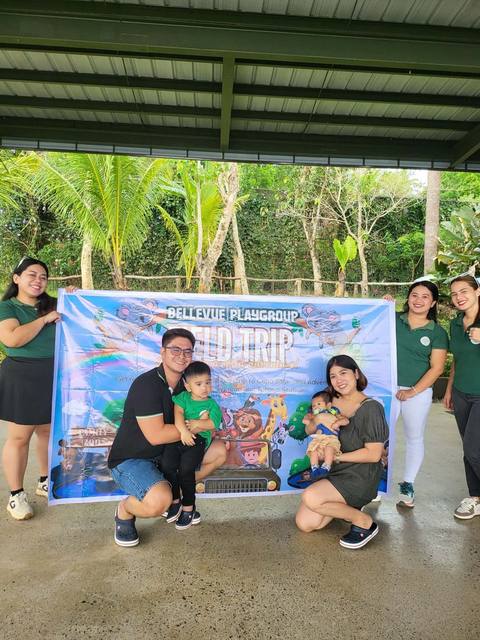 Children and teachers together at Bellevue